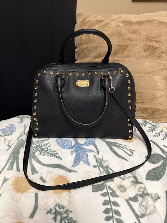 Handbags - VNTG Michael Kors Cindy Large Studded Dome Satchel Crossbody Black Leather